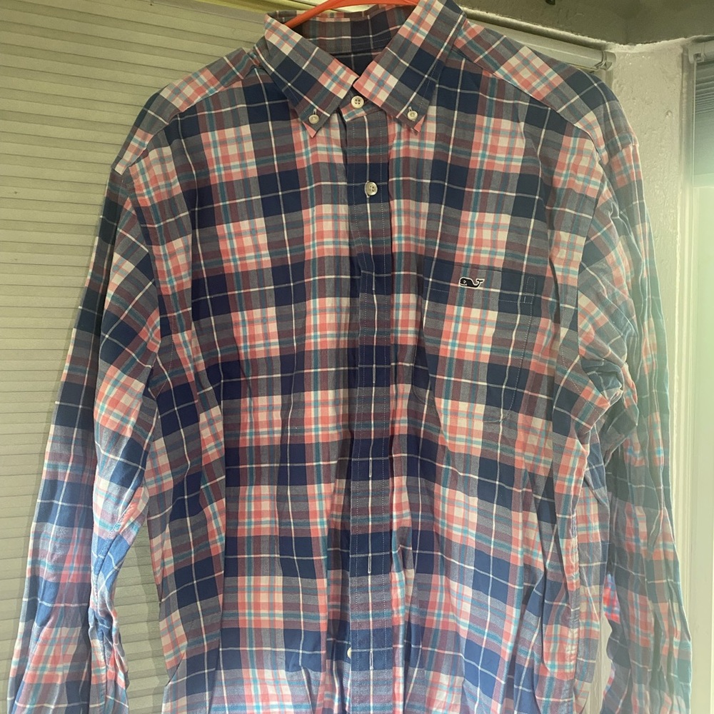 Vineyard vines shirt